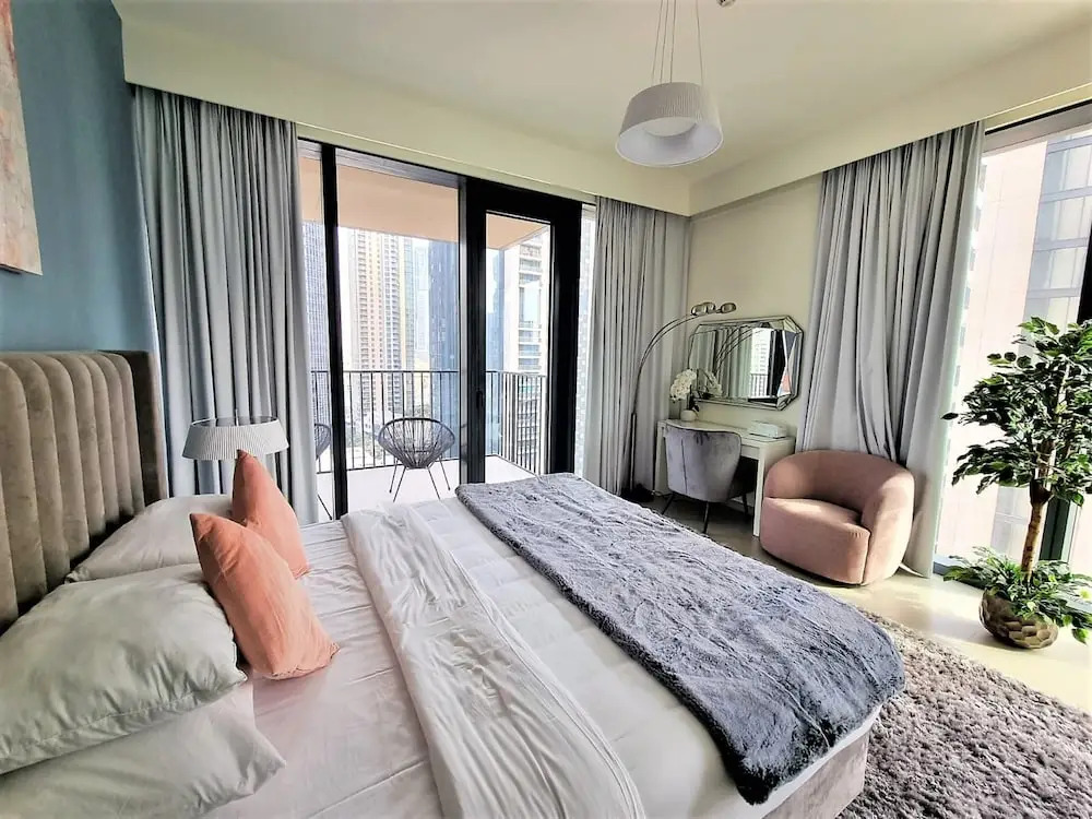Дубай: Luxurious Downtown Apt with balcony & View
