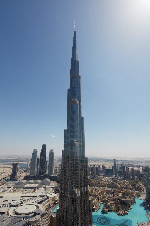 Дубай: FantaStay Burj Vista tower 1