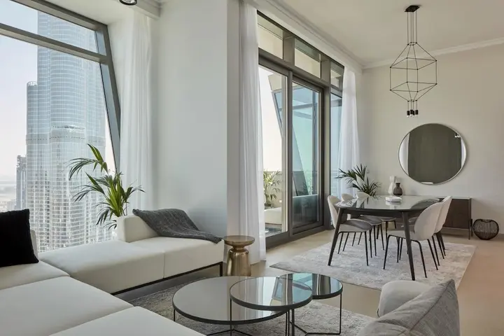 Дубай: FantaStay Burj Vista tower 1