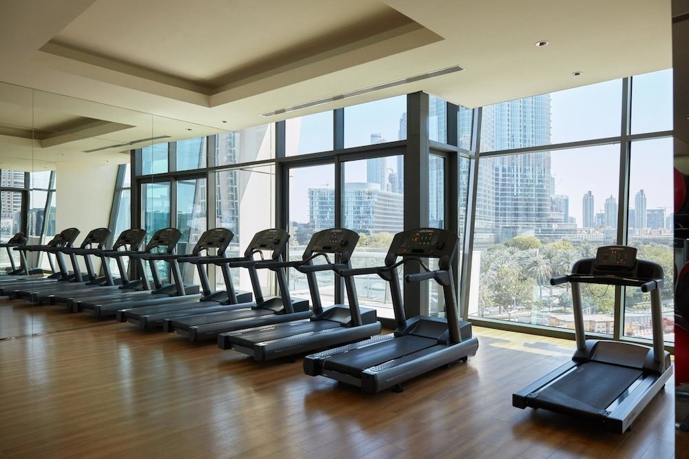 Дубай: FantaStay Burj Vista tower 1
