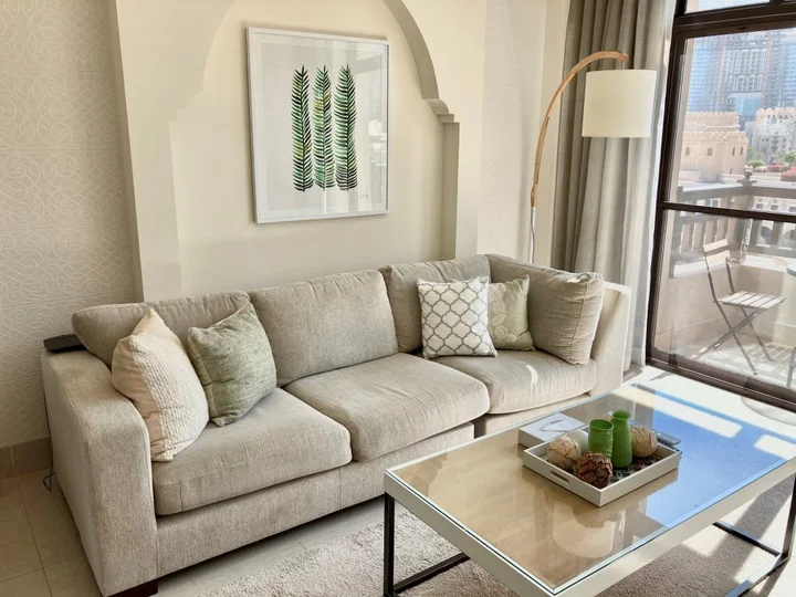 Дубай: Luxurious Stay in Dubai Downtown