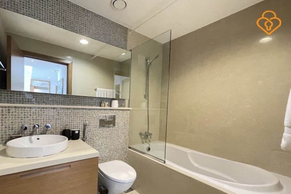 Дубай: Downtown Dubai Claren Tower 2 One Bed