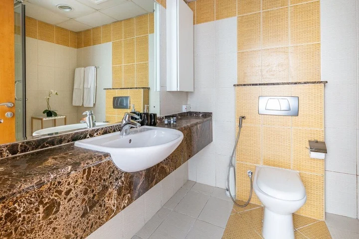 Дубай: Minutes From Beach! Bright 1BR in Dubai Marina!