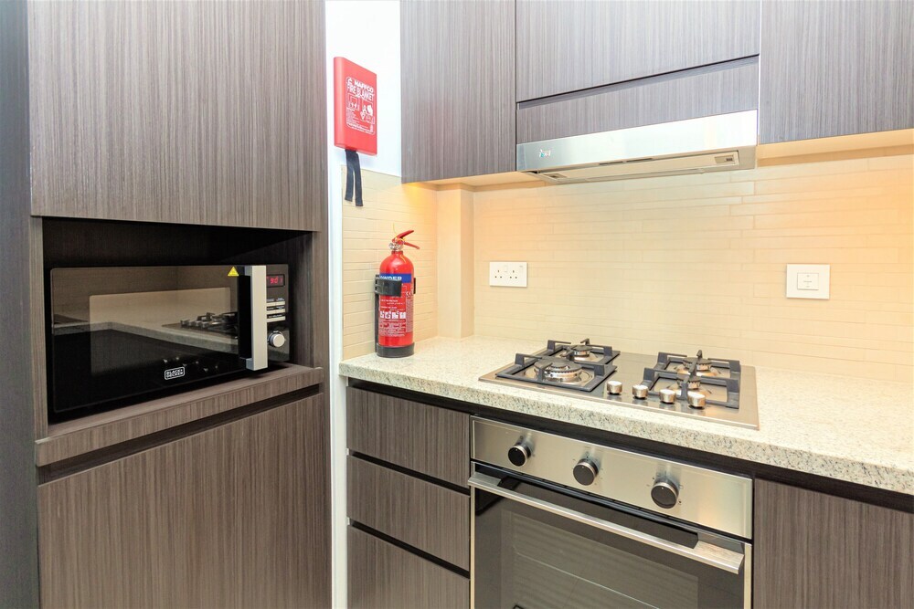 Дубай: Fabulous Stay in Downtown Views