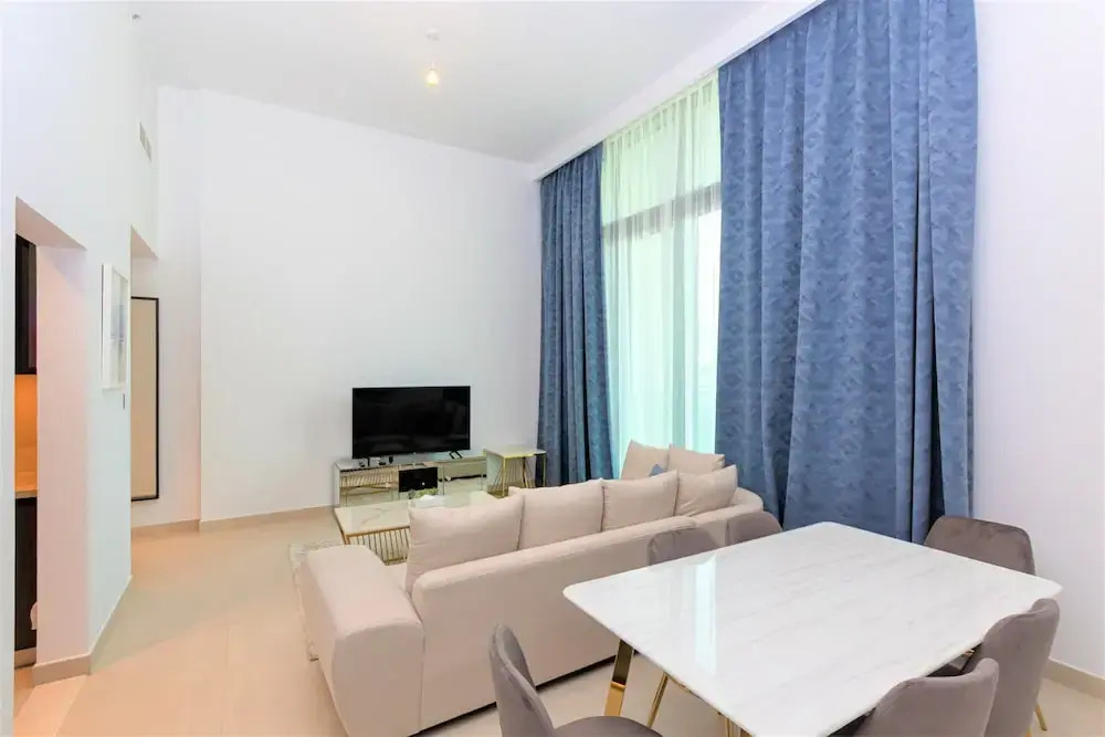 Дубай: Fabulous Stay in Downtown Views