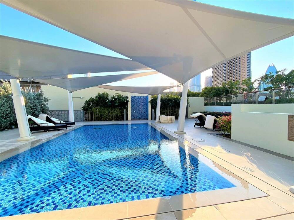 Дубай: Fabulous Stay in Downtown Views