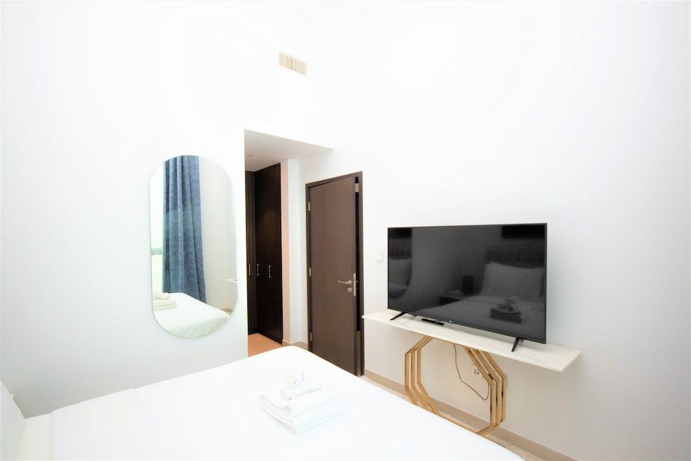 Дубай: Fabulous Stay in Downtown Views