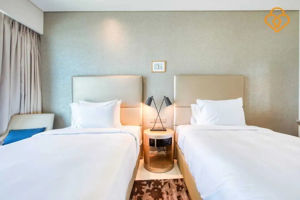 Дубай: Damac Paramount Two Bedroom