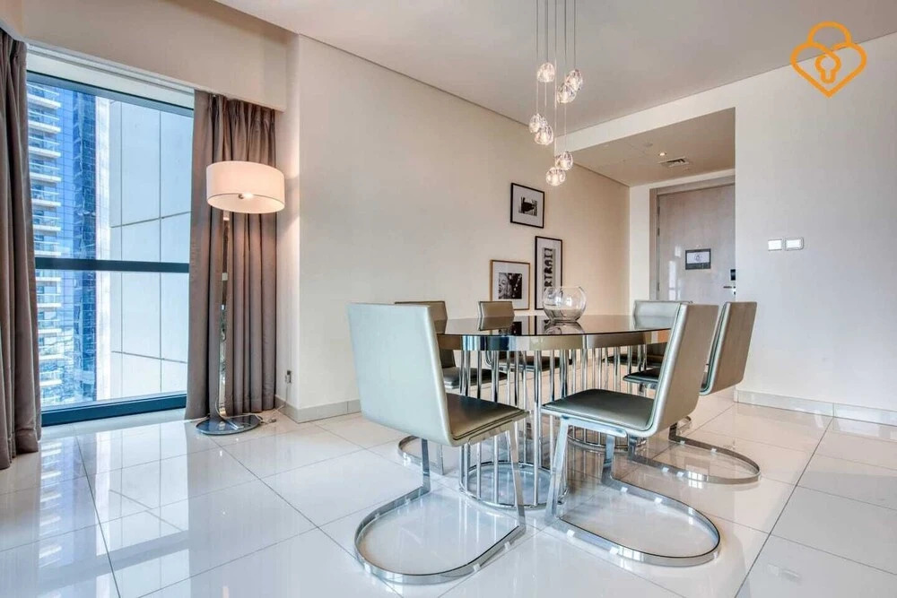 Дубай: Damac Paramount Two Bedroom