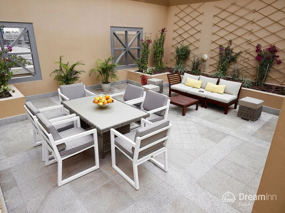 Дубай: Апартаменты Dream Inn Claren Downtown With Private Terrace