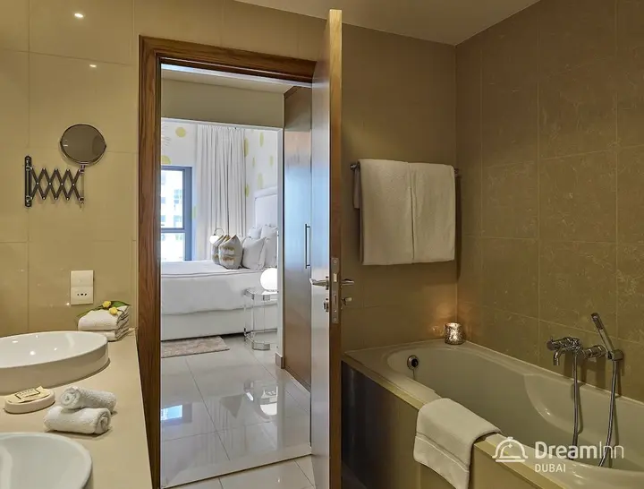 Дубай: Апартаменты Dream Inn Claren Downtown With Private Terrace