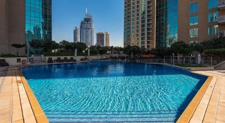 Дубай: R&H Burj Residences