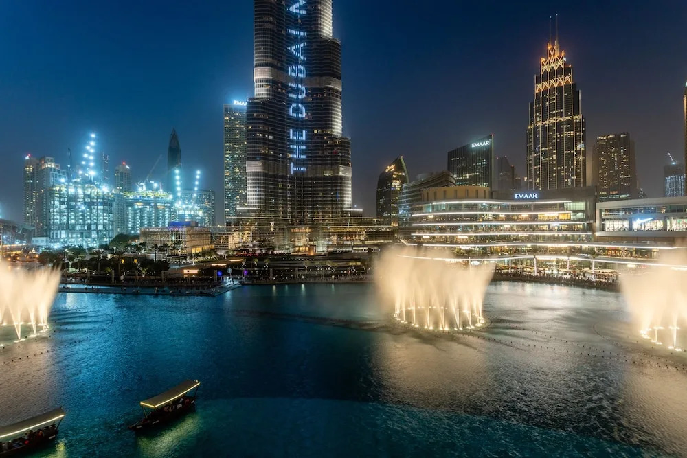 Дубай: Full Burj Khalifa Souq Al Bahar