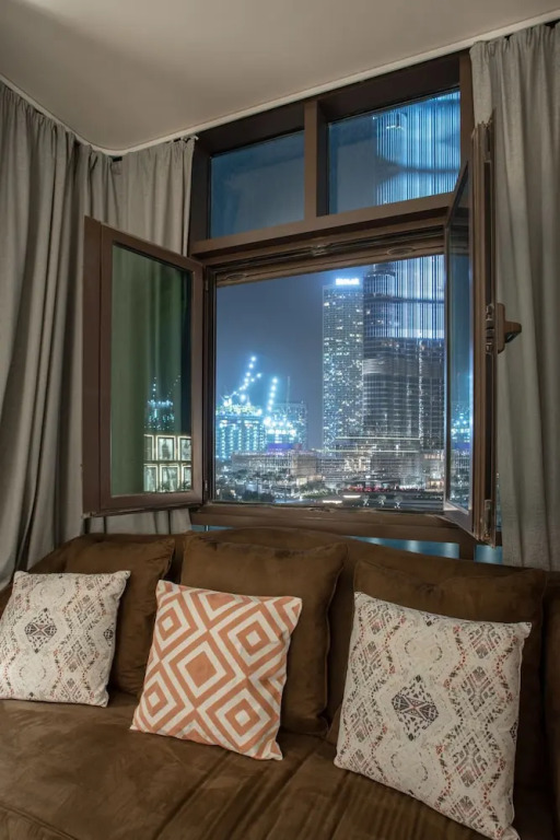 Дубай: Full Burj Khalifa Souq Al Bahar