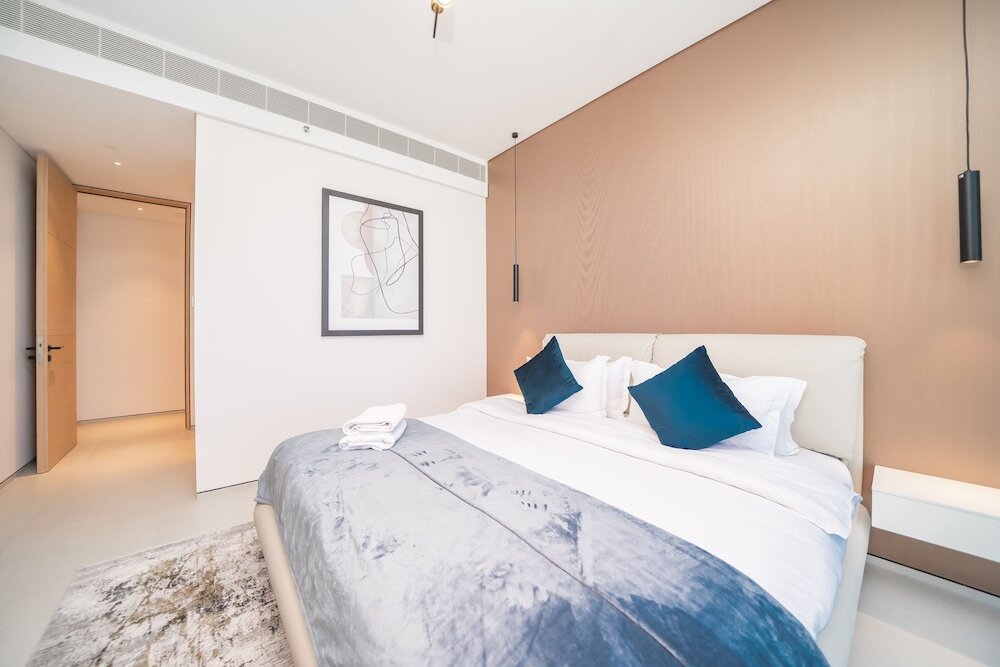 Дубай: Jumeirah Gate Tower - Luton Vacation Homes
