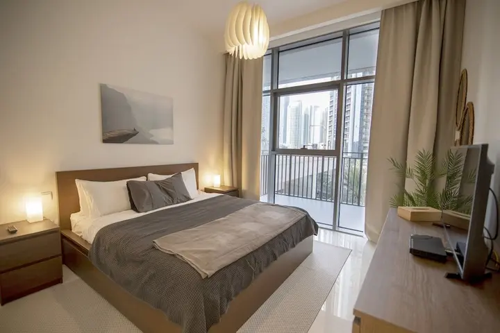 Дубай: Elegant Apt With Balcony Minutes from Burj Khalifa