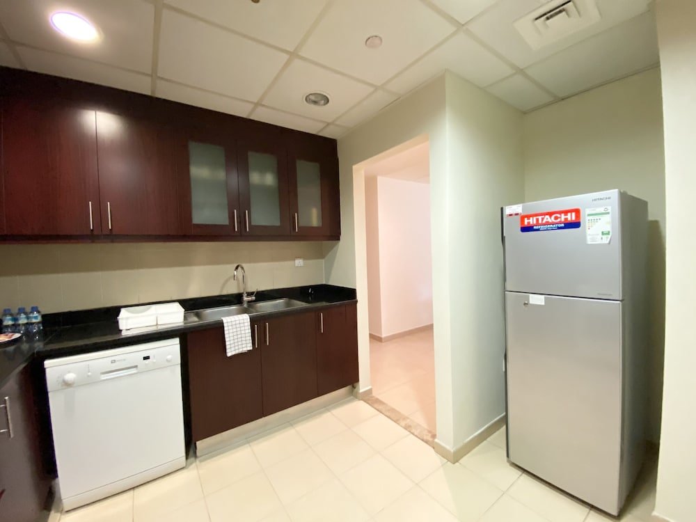 Дубай: Modern 2BR Apartment with views close to JBR Beach