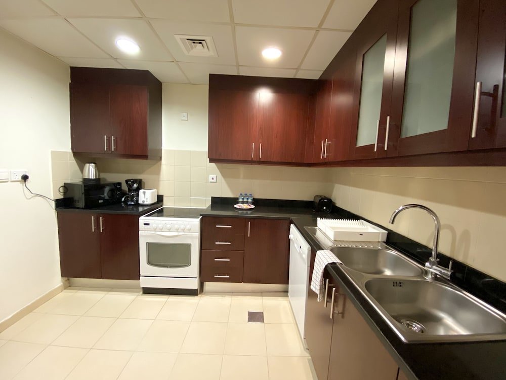 Дубай: Modern 2BR Apartment with views close to JBR Beach