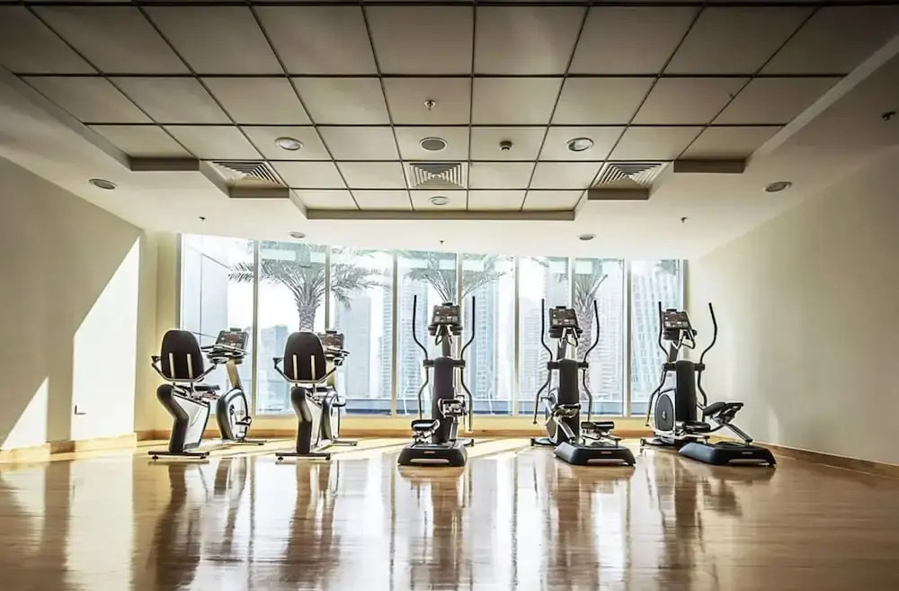 Дубай: Maison Privee - Modern Urban Retreat in the Heart of Dubai Marina