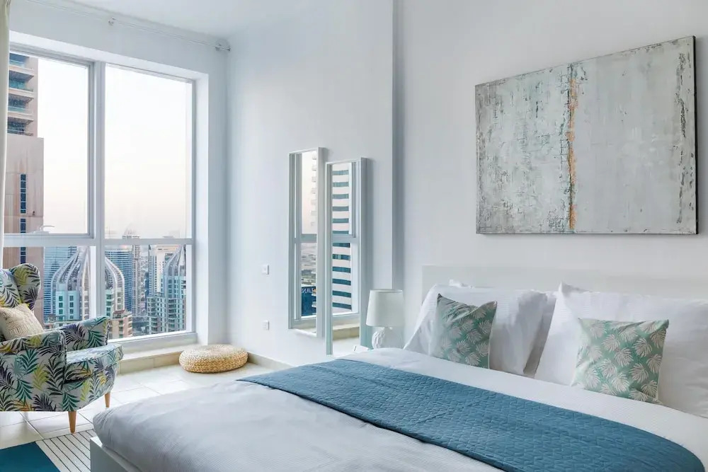Дубай: Maison Privee - Modern Urban Retreat in the Heart of Dubai Marina
