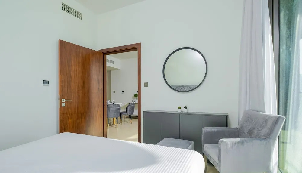 Дубай: LUX Holiday Home - Marina Gate 1
