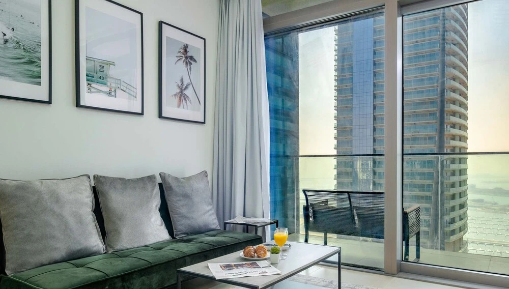 Дубай: LUX Holiday Home - Marina Gate 1