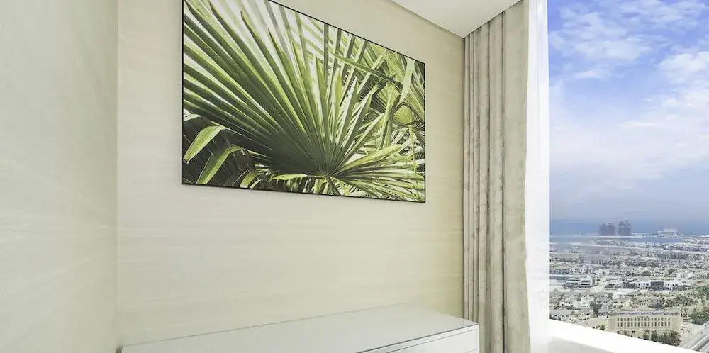 Дубай: LUX Iconic Views at The Palm Tower 5