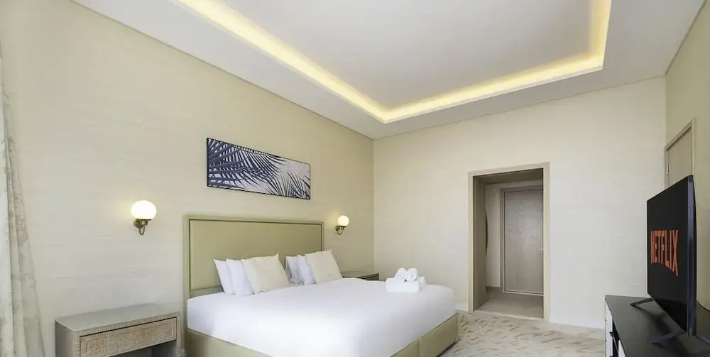 Дубай: LUX Iconic Views at The Palm Tower 5