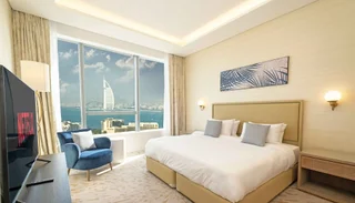 Дубай: LUX Iconic Views at The Palm Tower 5