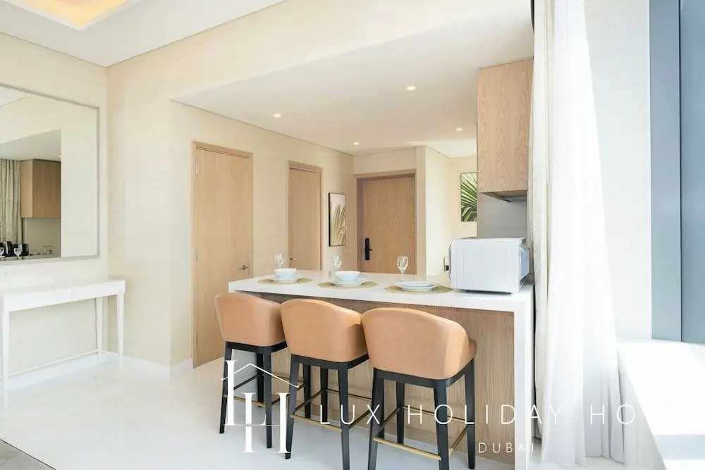 Дубай: LUX Iconic Views at The Palm Tower 5