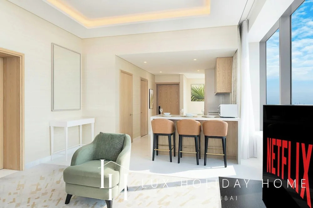 Дубай: LUX Iconic Views at The Palm Tower 5
