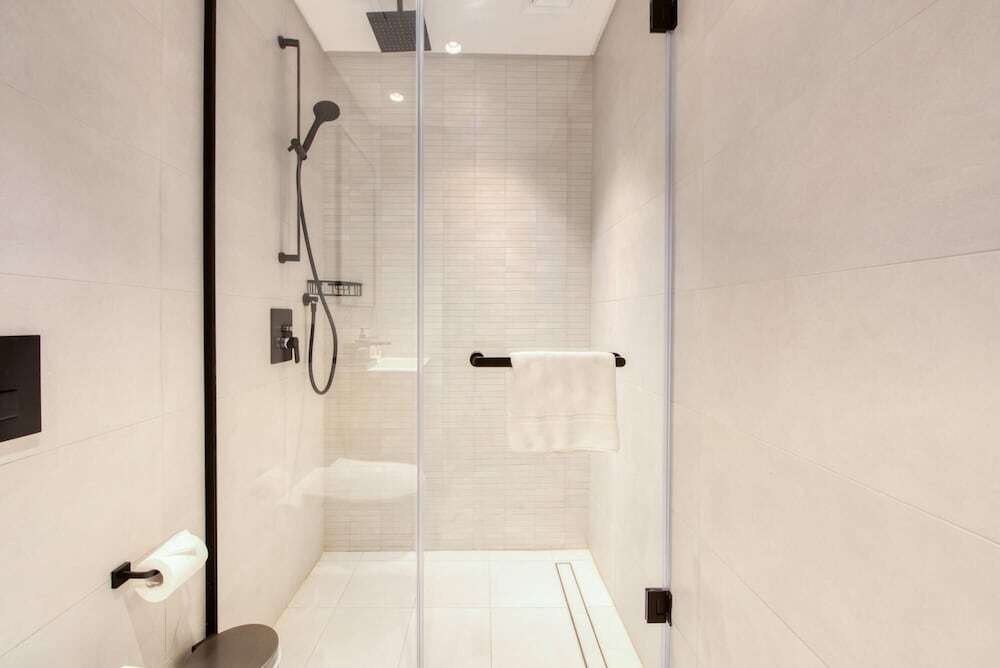Дубай: Smart and Contemporary Apt With Burj Khalifa View