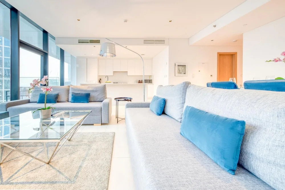 Дубай: Smart and Contemporary Apt With Burj Khalifa View