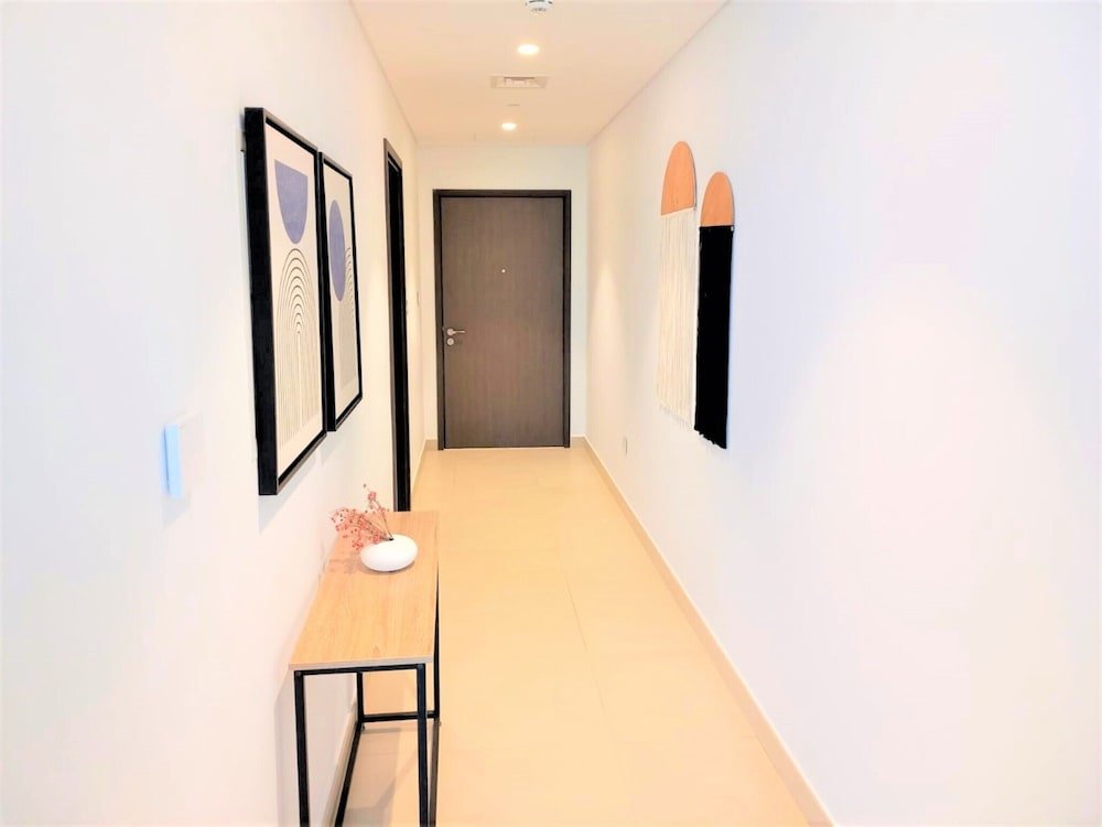 Дубай: Luxurious Downtown Views With Dubai Mall Access