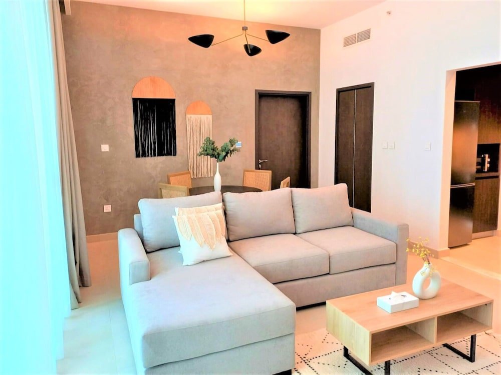 Дубай: Luxurious Downtown Views With Dubai Mall Access