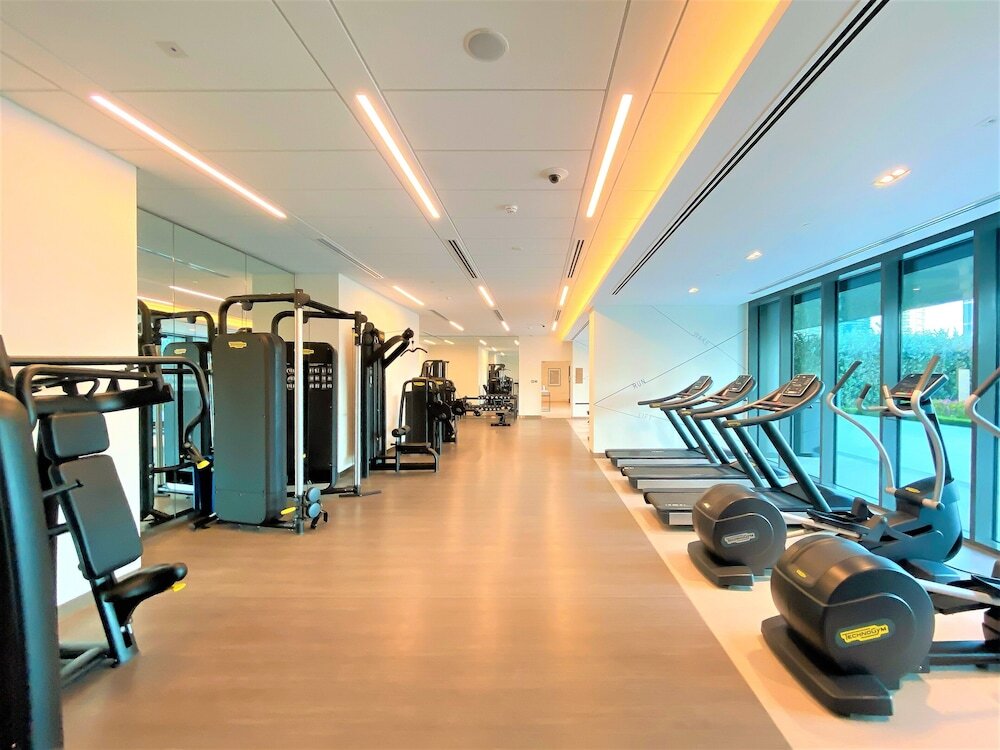 Дубай: Luxurious Downtown Views With Dubai Mall Access