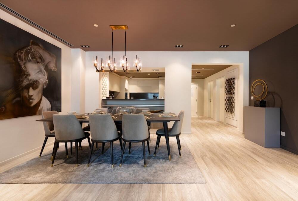 Дубай: Luxurious 2 Bed Apt on Palm Jumeirah