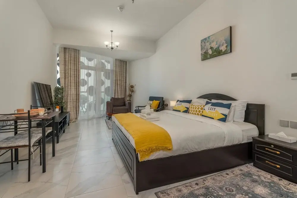 Дубай: Brand new studio with balcony in Business Bay