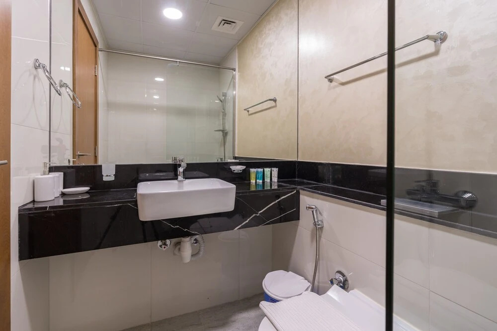 Дубай: Brand new studio with balcony in Business Bay