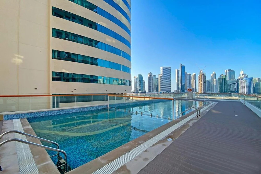 Дубай: Brand new studio with balcony in Business Bay