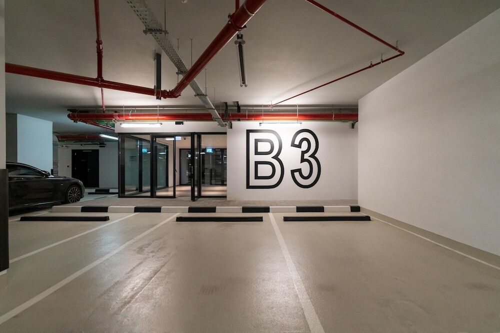 Дубай: GLOBALSTAY. New Marquise Square Building in Business Bay