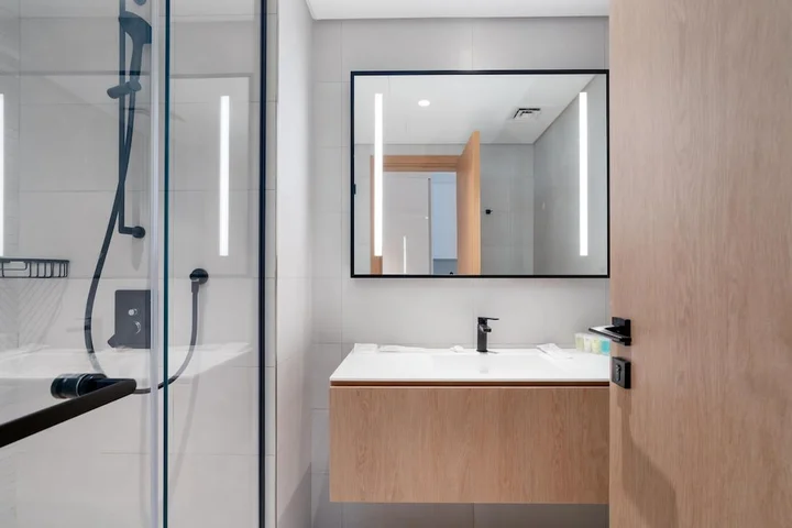 Дубай: GLOBALSTAY. New Marquise Square Building in Business Bay