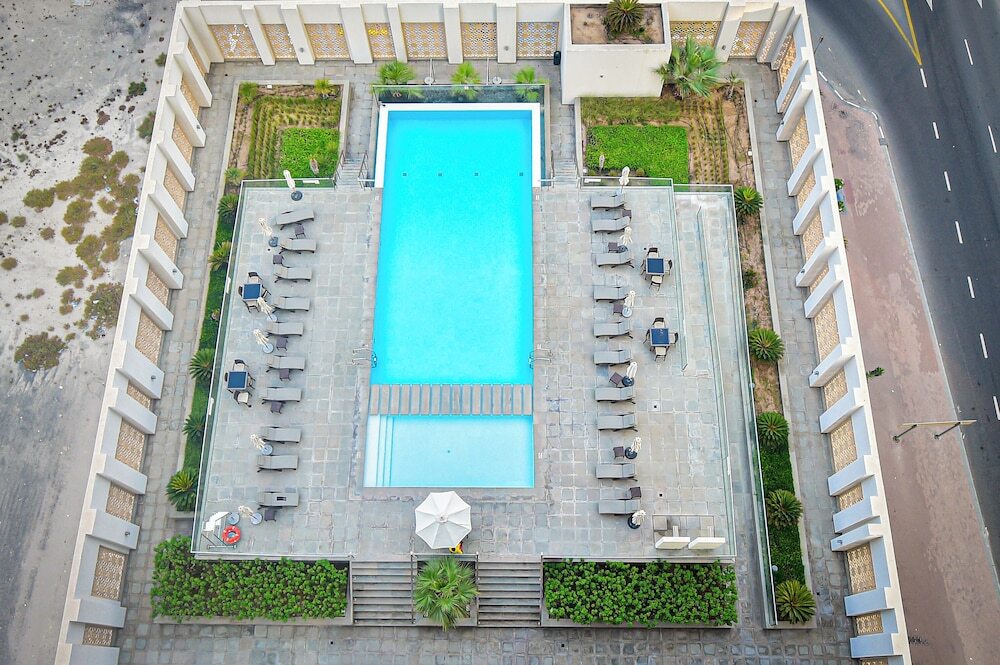 Дубай: AST - Modern studio flat with balcony