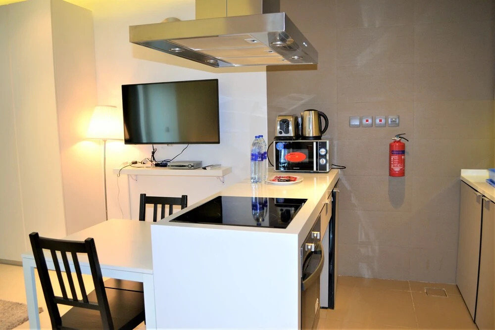 Дубай: AST - Modern studio flat with balcony