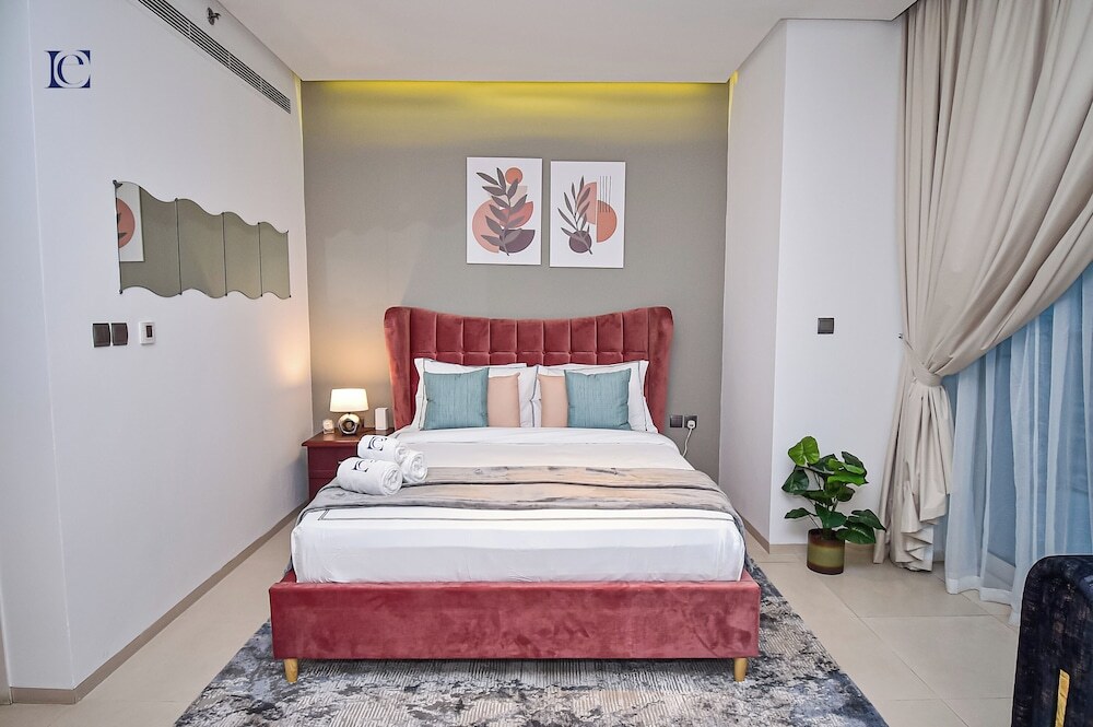 Дубай: AST - Modern studio flat with balcony