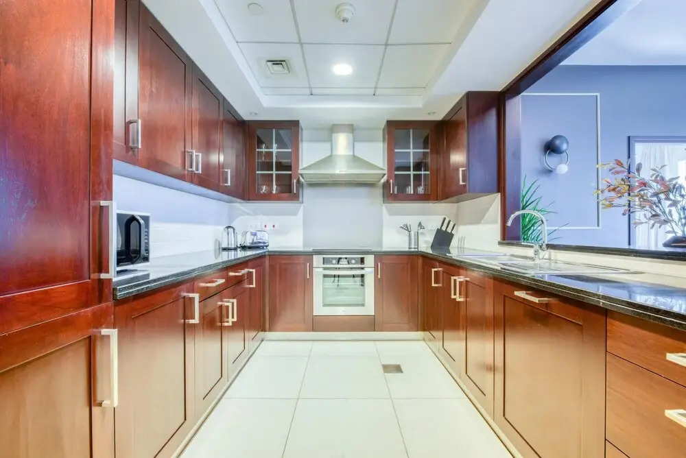 Дубай: Radiant Urban Retreat With Iconic Burj Khalifa Vws