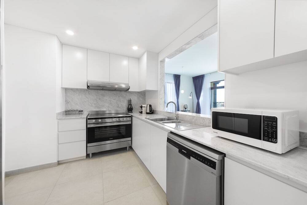 Дубай: Maison Privee - Exclusive Luxury 3BR Apt with scenic views of Burj Al Arab