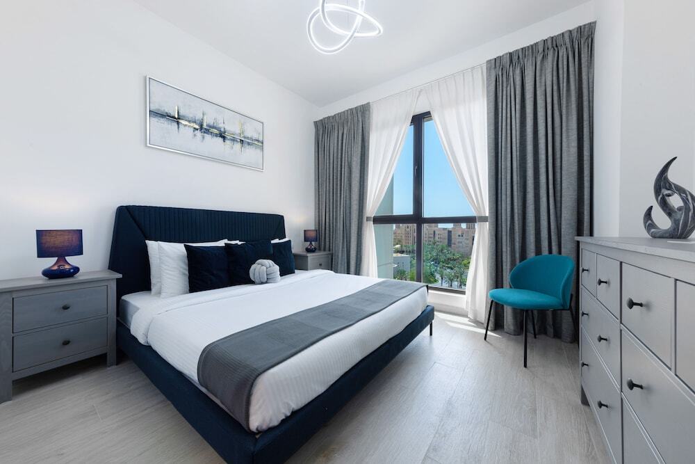 Дубай: Maison Privee - Exclusive Luxury 3BR Apt with scenic views of Burj Al Arab