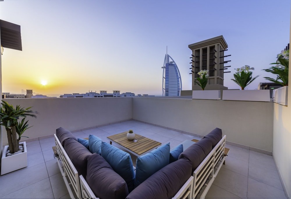 Дубай: Maison Privee - Exclusive Luxury 3BR Apt with scenic views of Burj Al Arab