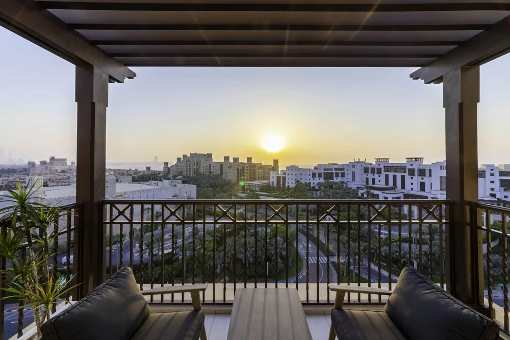 Дубай: Maison Privee - Exclusive Luxury 3BR Apt with scenic views of Burj Al Arab